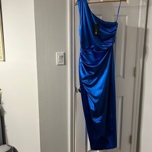 Beautiful cobalt blue gown